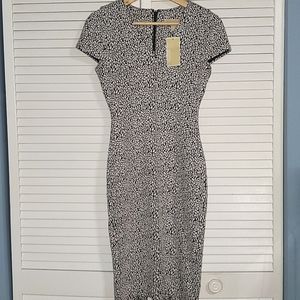 NWT Michael Kors V-neck Bodycon Black and White Dress Sz XS